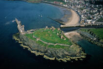 Les Ruines du château de Peel sur l'île de Man. © Philip Plisson / Plisson La Trinité / AA08918 - Nos reportages photos - Mots clés