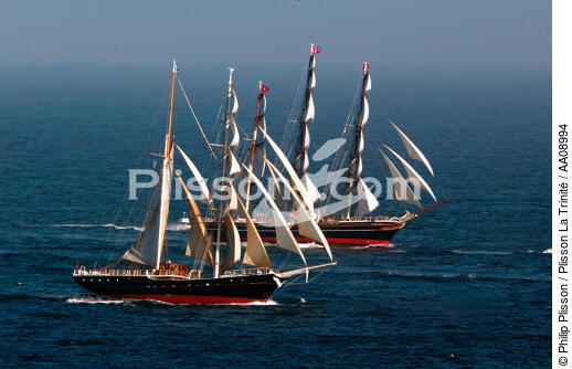 Old gaffers. - © Philip Plisson / Plisson La Trinité / AA08994 - Nos reportages photos - Les grands voiliers