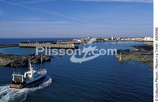 Le port de Saint-Guénolé dans le Finistère Sud. - © Guillaume Plisson / Plisson La Trinité / AA09066 - Photo Galleries - Saint-Guénolé