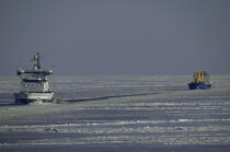 Brise-glace en Mer Baltique. © Philip Plisson / Pêcheur d’Images / AA09084 - Nos reportages photos - Brise Glace en mer Baltique