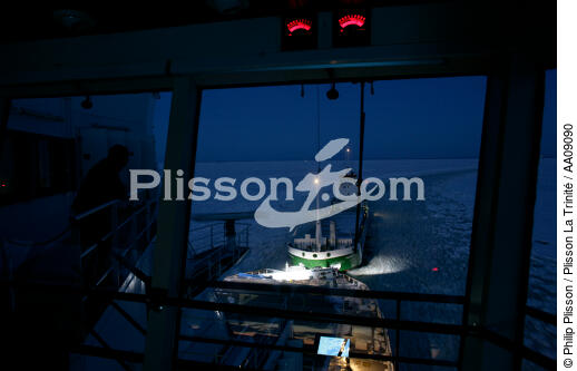 Brise-glace en Mer Baltique. - © Philip Plisson / Plisson La Trinité / AA09090 - Photo Galleries - Gulf of Bothnia