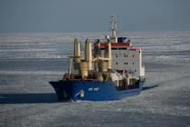 Brise-glace en Mer Baltique. © Philip Plisson / Plisson La Trinité / AA09096 - Nos reportages photos - Mer Baltique