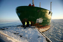 Brise-glace en Mer Baltique. © Philip Plisson / Plisson La Trinité / AA09097 - Nos reportages photos - Brise-glace
