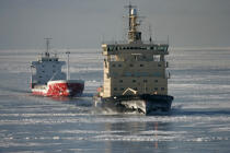 Brise-glace en Mer Baltique. © Philip Plisson / Pêcheur d’Images / AA09103 - Nos reportages photos - Brise Glace en mer Baltique