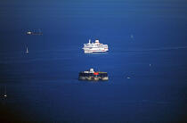Ferry arrivant à Portsmouth. © Philip Plisson / Plisson La Trinité / AA09154 - Photo Galleries - Ferry boat