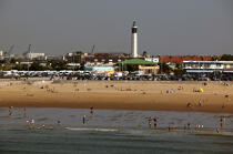 On Calais's beach. © Philip Plisson / Pêcheur d’Images / AA09263 - Photo Galleries - French Lighthouses