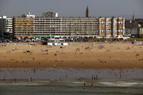 Sur la plage de Calais. © Philip Plisson / Plisson La Trinité / AA09264 - Photo Galleries - Town [62]