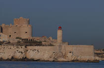 Le château d'If devant Marseille. © Philip Plisson / Plisson La Trinité / AA09286 - Photo Galleries - Fortress