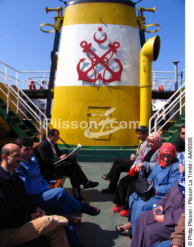 Ferry sur le Bosphore. - © Philip Plisson / Plisson La Trinité / AA09335 - Nos reportages photos - Ville [Turquie]
