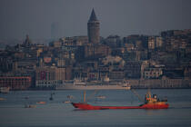 Traffic on the Bosphorus. © Philip Plisson / Plisson La Trinité / AA09410 - Photo Galleries - Keywords