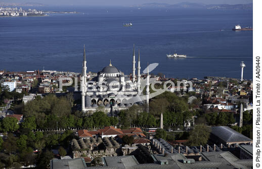 Istanbul. - © Philip Plisson / Pêcheur d’Images / AA09440 - Nos reportages photos - Istanbul, le détroit du Bosphore