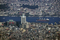 Istanbul. © Philip Plisson / Plisson La Trinité / AA09454 - Nos reportages photos - Immeuble