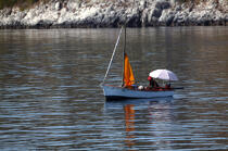 Fishing in the Gulf of Patra. © Philip Plisson / Plisson La Trinité / AA09548 - Photo Galleries - Rowing boat