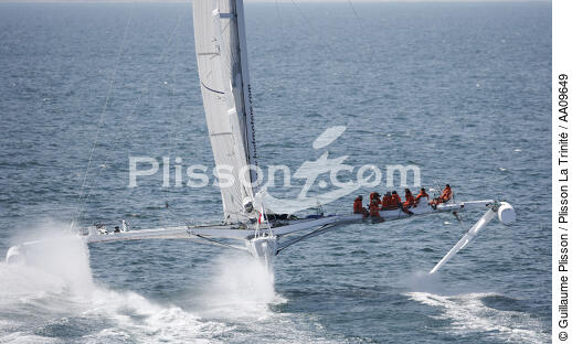Hydroptère. - © Guillaume Plisson / Plisson La Trinité / AA09649 - Nos reportages photos - Trimaran de course