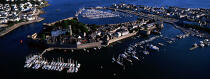 Le Port de Concarneau. © Philip Plisson / Plisson La Trinité / AA09728 - Nos reportages photos - Ville Close [la]