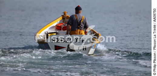 Canot de pêche. - © Philip Plisson / Plisson La Trinité / AA09750 - Nos reportages photos - Marin