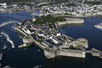 Concarneau. © Philip Plisson / Plisson La Trinité / AA09767 - Photo Galleries - Fortified Town [The]