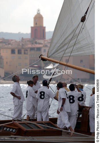 The crew of Moonbeam during the Voiles of St Tropez. - © Philip Plisson / Plisson La Trinité / AA09809 - Photo Galleries - Gaff cutter