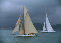 Tuiga and Astra. © Philip Plisson / Plisson La Trinité / AA09860 - Photo Galleries - J Class yacht