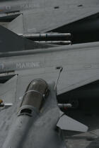 Avions de chasse sur le porte-avions Charles de Gaulle. © Philip Plisson / Plisson La Trinité / AA09896 - Nos reportages photos - Marine nationale