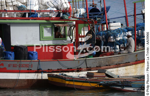 Brazilian lobster boat. - © Philip Plisson / Plisson La Trinité / AA09966 - Photo Galleries - State [Brazil]