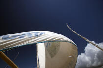 Aerofoil of a Jangada. © Philip Plisson / Plisson La Trinité / AA10177 - Photo Galleries - Caponga