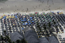 Beach of parasols in Fortaleza. © Philip Plisson / Plisson La Trinité / AA10195 - Photo Galleries - State [Brazil]