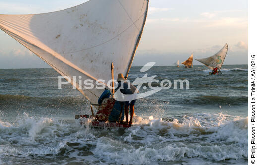 Départ pour la pêche. - © Philip Plisson / Plisson La Trinité / AA10216 - Nos reportages photos - Pêcheur