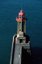 Lighthouse of Fécamp. © Philip Plisson / Plisson La Trinité / AA10303 - Photo Galleries - Calm sea