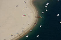 The Arguin Sand Bank. © Philip Plisson / Plisson La Trinité / AA10424 - Photo Galleries - Gironde