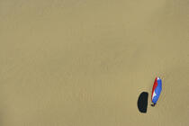 Paraglider on the Dune of Pilat. © Philip Plisson / Plisson La Trinité / AA10425 - Photo Galleries - Sand