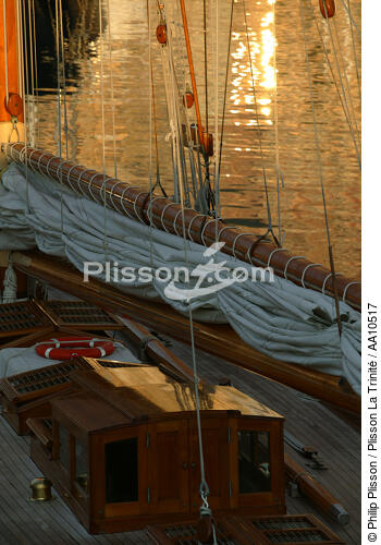 In the port of Monaco. - © Philip Plisson / Plisson La Trinité / AA10517 - Photo Galleries - Classic Week 2005
