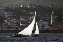Balenière aux Açores. © Philip Plisson / Plisson La Trinité / AA10598 - Nos reportages photos - Monument religieux