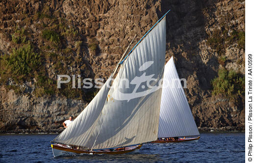 Whaling boat in Azores. - © Philip Plisson / Plisson La Trinité / AA10599 - Photo Galleries - Whaling boat
