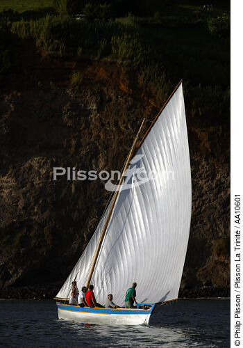 Whaling boat in the Azores. - © Philip Plisson / Plisson La Trinité / AA10601 - Photo Galleries - Azores [The]