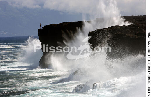 Côte de l' île Pico aux Açores. - © Philip Plisson / Plisson La Trinité / AA10668 - Nos reportages photos - Pico