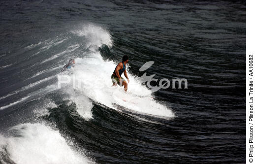 Surfer on Faial Island in the Azores. - © Philip Plisson / Pêcheur d’Images / AA10682 - Photo Galleries - Faial and Pico islands in the Azores