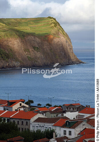 Coast of Faial Island in the Azores. - © Philip Plisson / Plisson La Trinité / AA10689 - Photo Galleries - Island [Por]