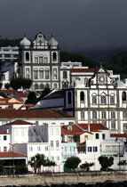 La ville d' Horta aux Açores. © Philip Plisson / Plisson La Trinité / AA10740 - Nos reportages photos - Faial