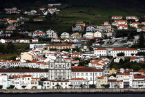 La ville d' Horta aux Açores. © Philip Plisson / Plisson La Trinité / AA10741 - Nos reportages photos - Açores [les]