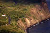 Paysage littoral de Faial aux Açores. © Philip Plisson / Plisson La Trinité / AA10777 - Nos reportages photos - Faial