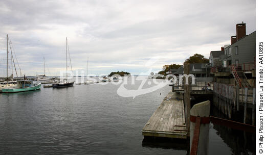 Le port de Camden dans l'Etat du Maine. - © Philip Plisson / Plisson La Trinité / AA10895 - Nos reportages photos - Ville [Maine]