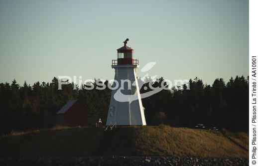 Canadian lighthouse view from Lubec in the State of Maine. - © Philip Plisson / Plisson La Trinité / AA10901 - Photo Galleries - Town [Maine]