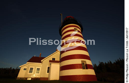 Le phare de Quoddy Head dans l'Etat du Maine. - © Philip Plisson / Plisson La Trinité / AA10917 - Nos reportages photos - Phares USA