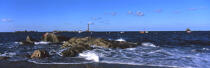 Le phare de l'Ile Vierge. © Philip Plisson / Plisson La Trinité / AA11000 - Nos reportages photos - Ciel bleu
