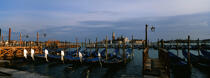 Gondoles à Venise. © Philip Plisson / Plisson La Trinité / AA11017 - Nos reportages photos - Ville [It]