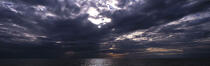 Coucher de soleil. © Philip Plisson / Plisson La Trinité / AA11053 - Nos reportages photos - Ciel gris