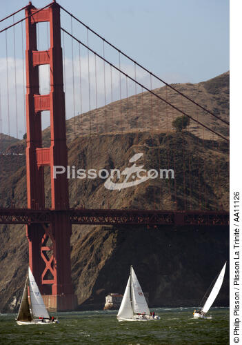 Le Golden Gate dans la baie de San Francisco. - © Philip Plisson / Plisson La Trinité / AA11126 - Nos reportages photos - Pont suspendu