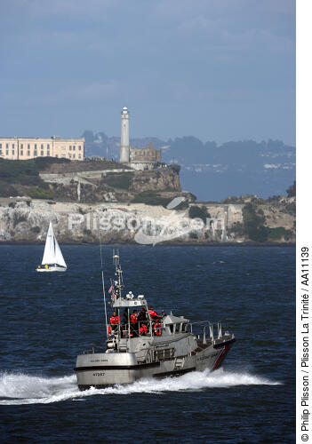 Coast guard en baie de San-Francisco. - © Philip Plisson / Plisson La Trinité / AA11139 - Nos reportages photos - Phares USA