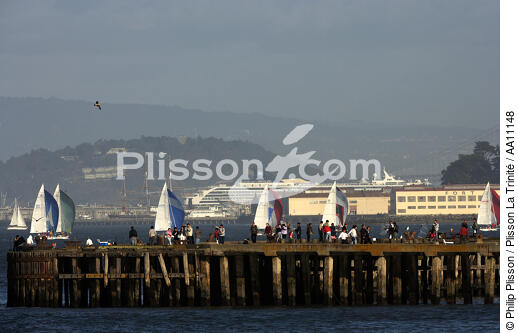 Régate en baie de San Francisco. - © Philip Plisson / Plisson La Trinité / AA11148 - Nos reportages photos - Foule
